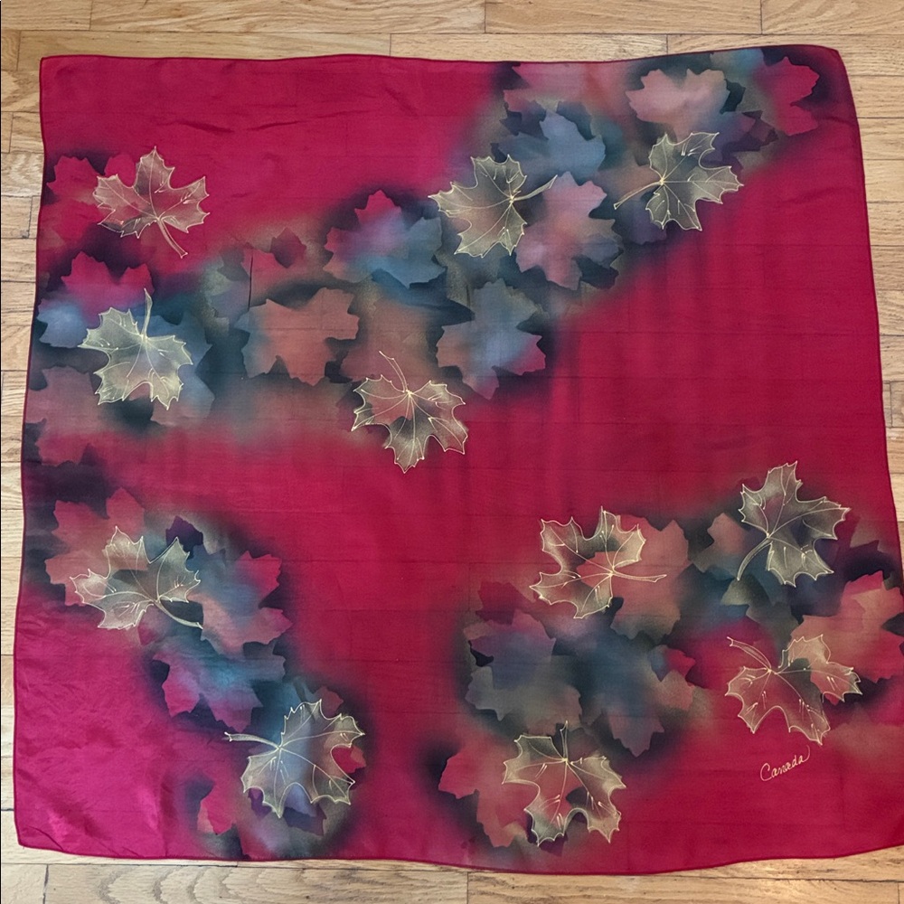 Canada Red Scarf With Maple Leaf Square - Picture 1 of 7
